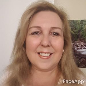 Meet your Posher, Karin